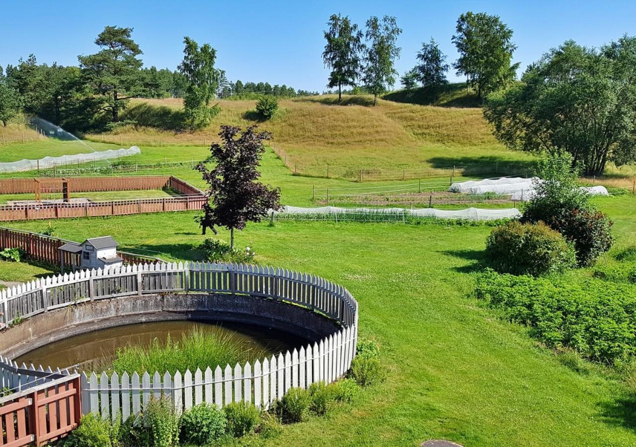 Flora Dekor Gaestgard Guest House Alingsås Екстериор снимка