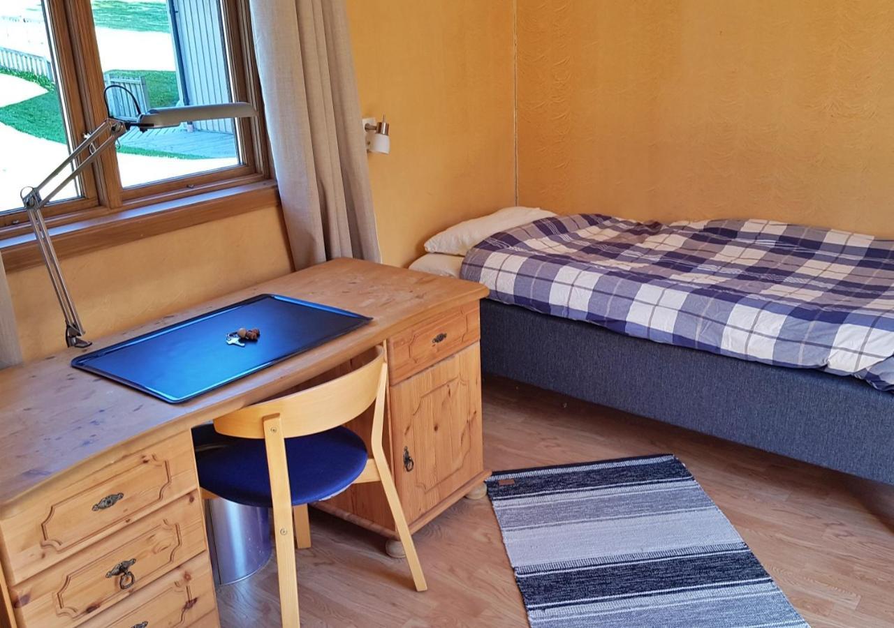 Flora Dekor Gaestgard Guest House Alingsås Екстериор снимка