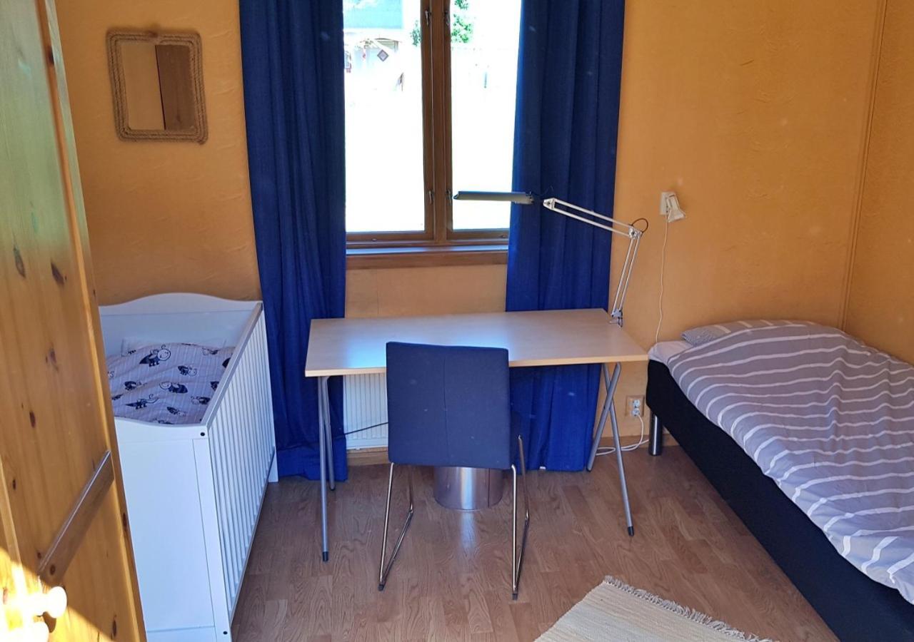 Flora Dekor Gaestgard Guest House Alingsås Екстериор снимка