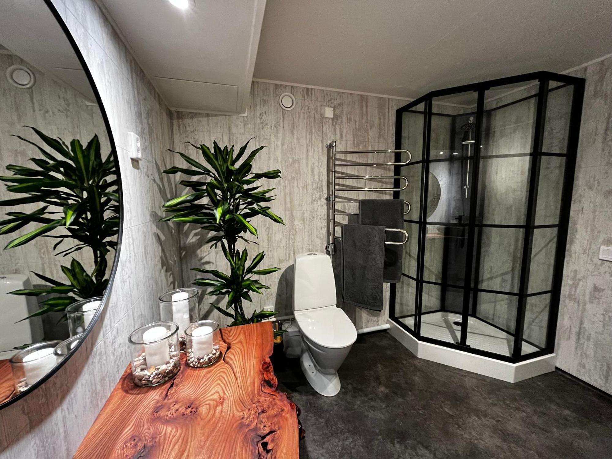 Flora Dekor Gaestgard Guest House Alingsås Екстериор снимка