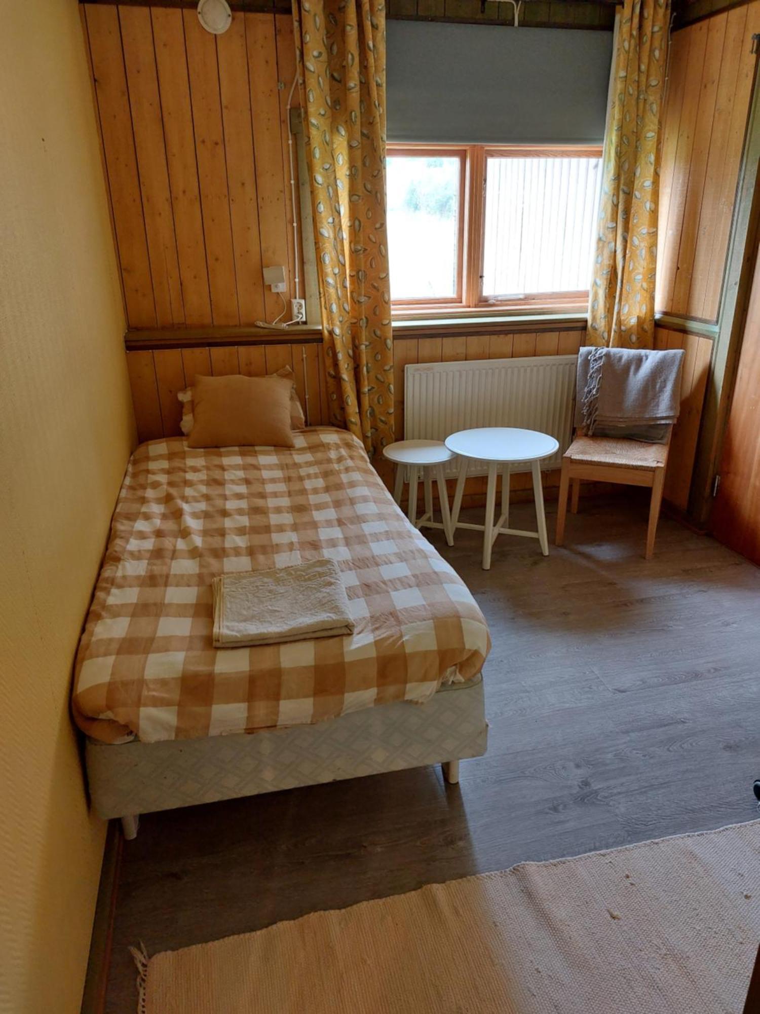 Flora Dekor Gaestgard Guest House Alingsås Екстериор снимка