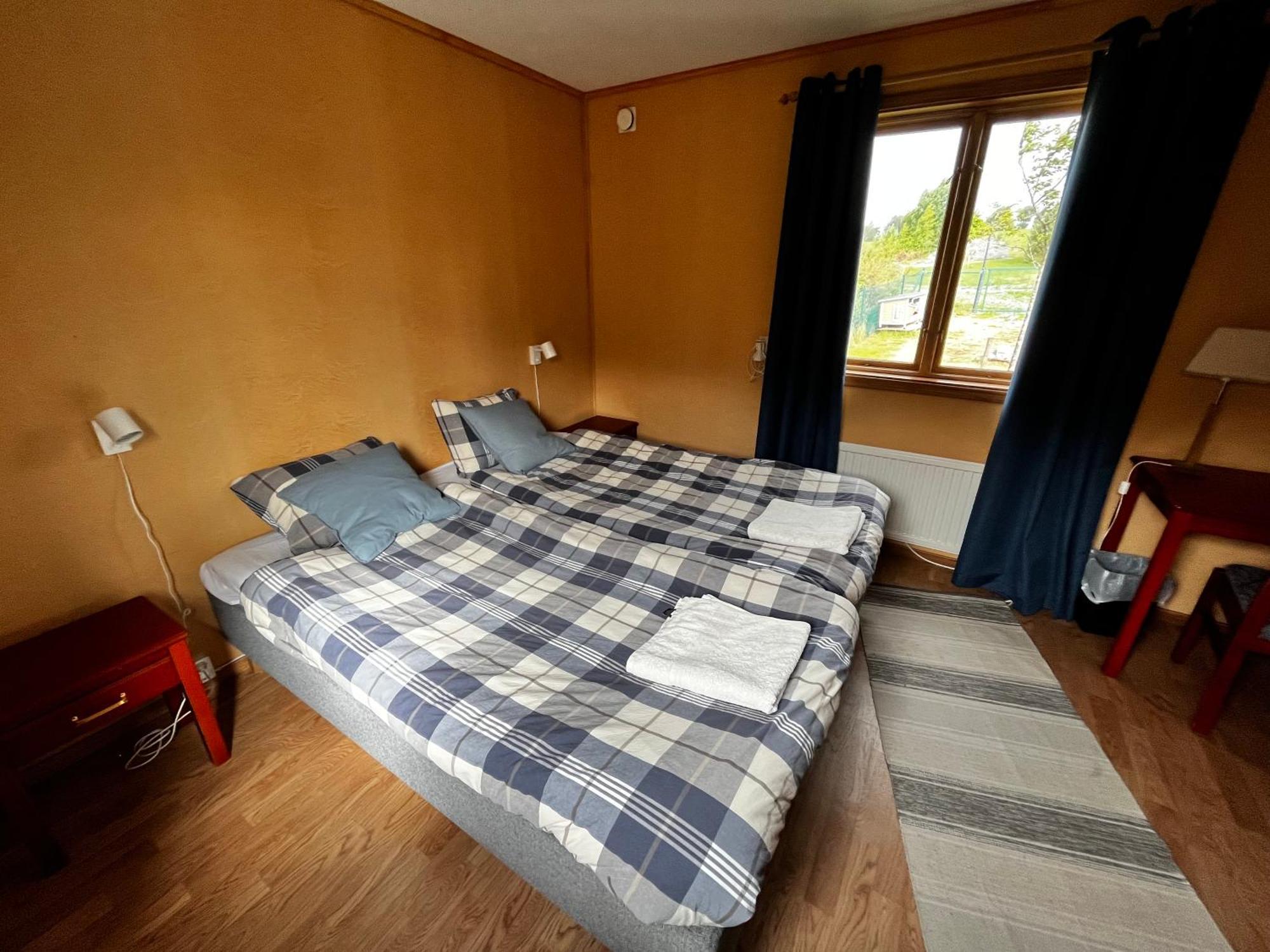 Flora Dekor Gaestgard Guest House Alingsås Екстериор снимка