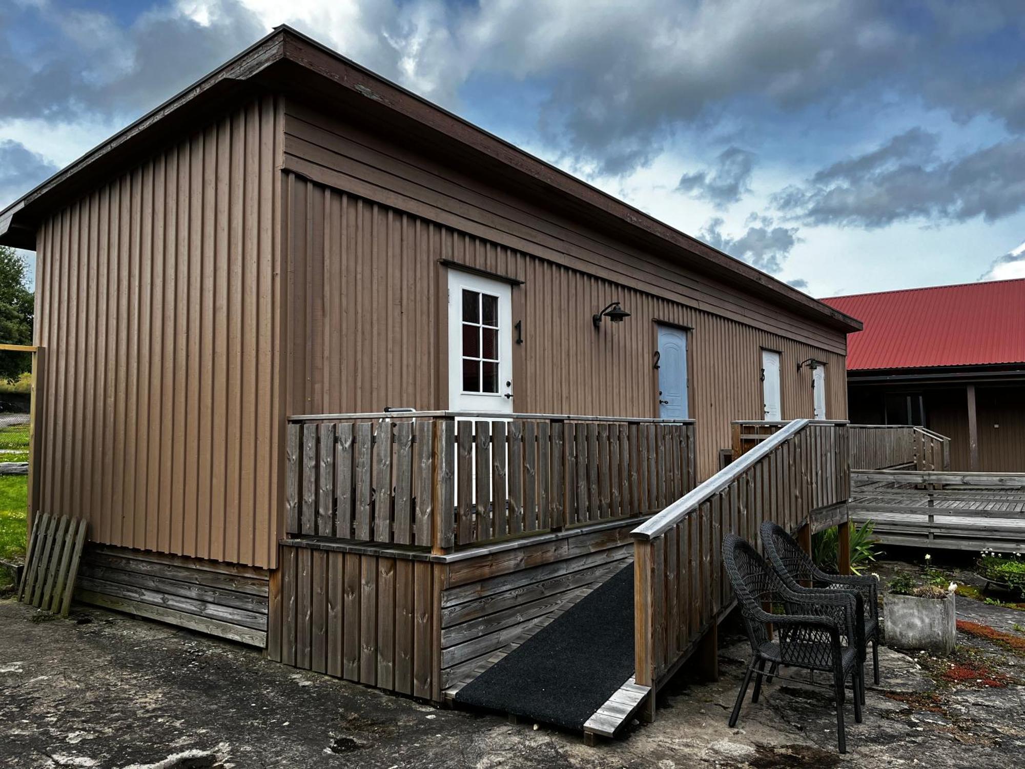 Flora Dekor Gaestgard Guest House Alingsås Екстериор снимка